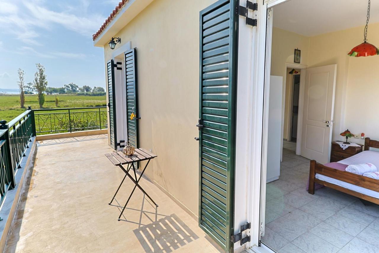Villa Virginia Lixouri Exterior photo